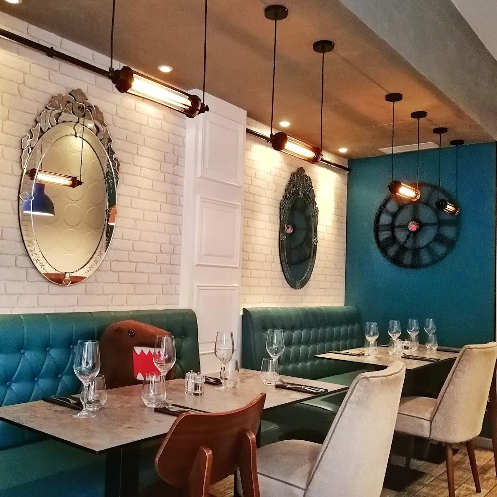 Restaurant Le J_Antibes_slider_image_1