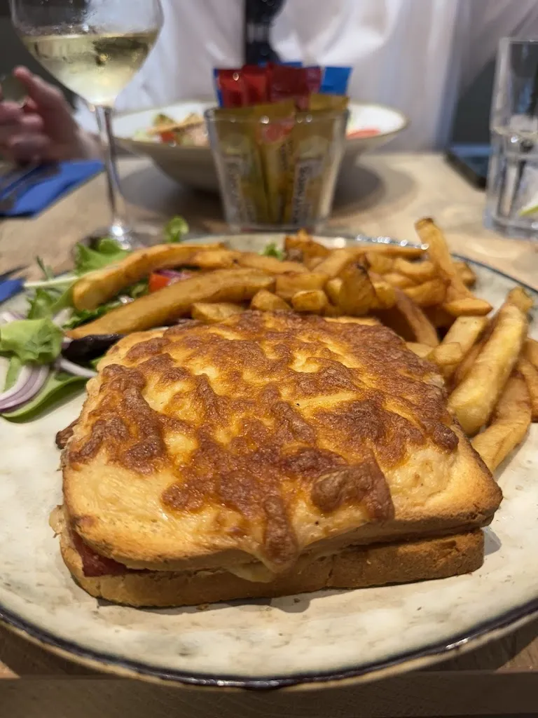 FT Chan_La Terrasse_Antibes_recensione