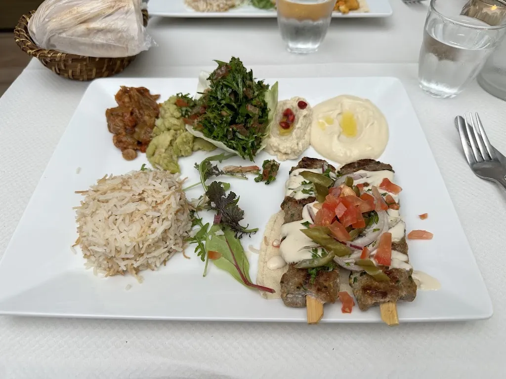 Noel Hannan_Diwan Albacha_Antibes_review