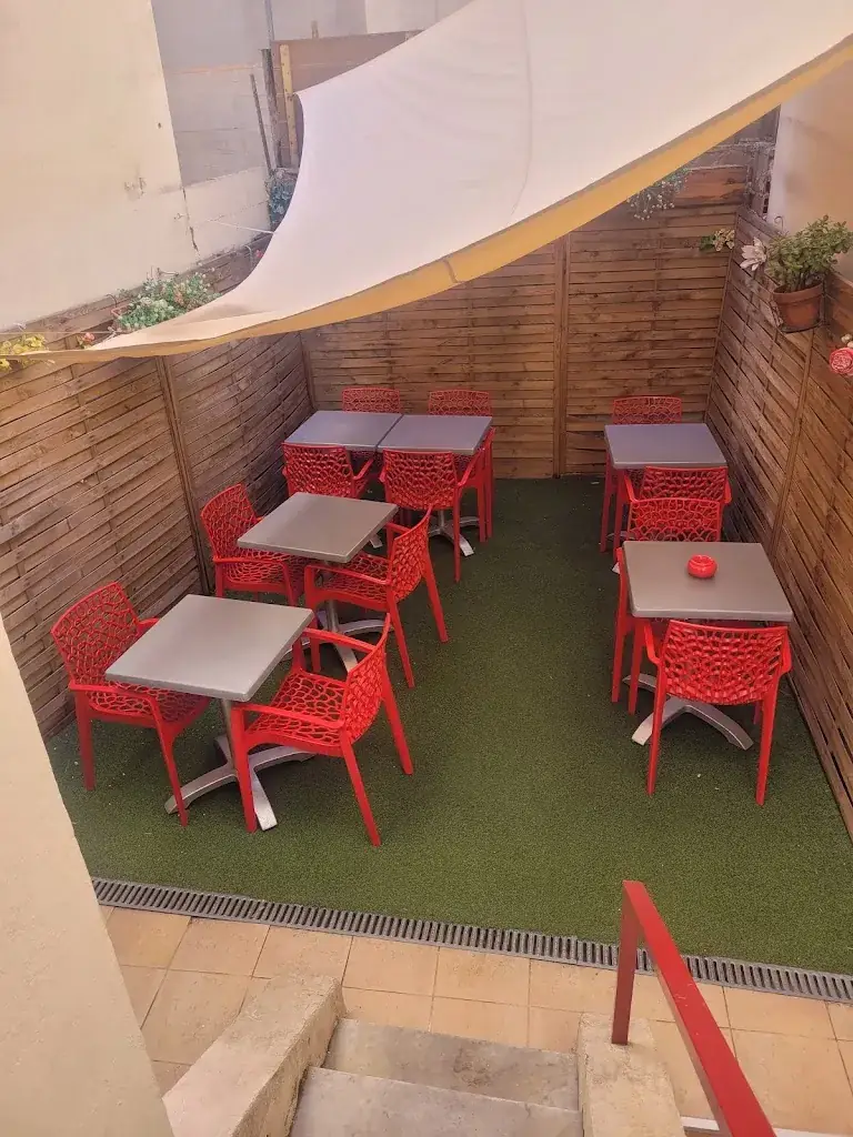 Le Bouchon O 4 Soleils_Antibes_slider_image_3