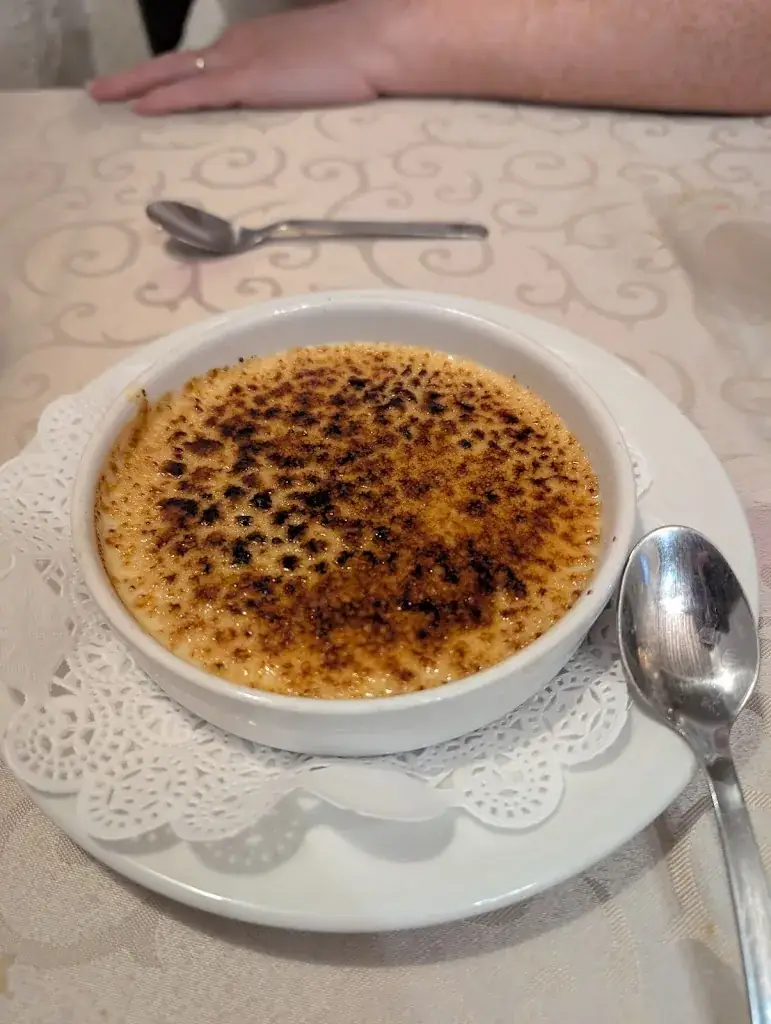 Elizabeth Brankley_Le Chaudron_Antibes_Bewertung