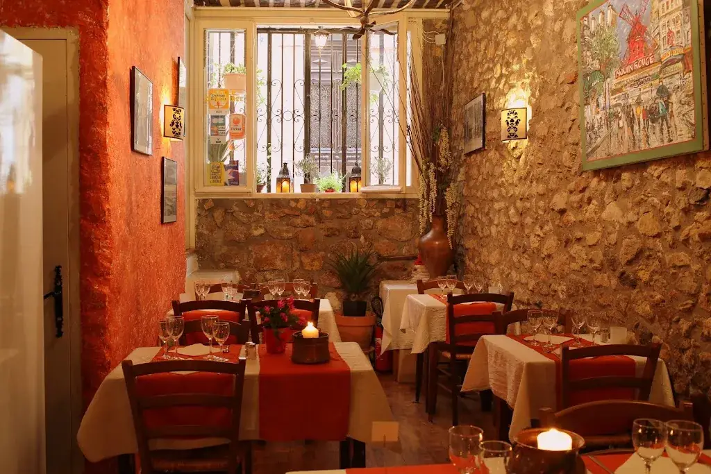 Le Chaudron_Antibes_slider_image_3