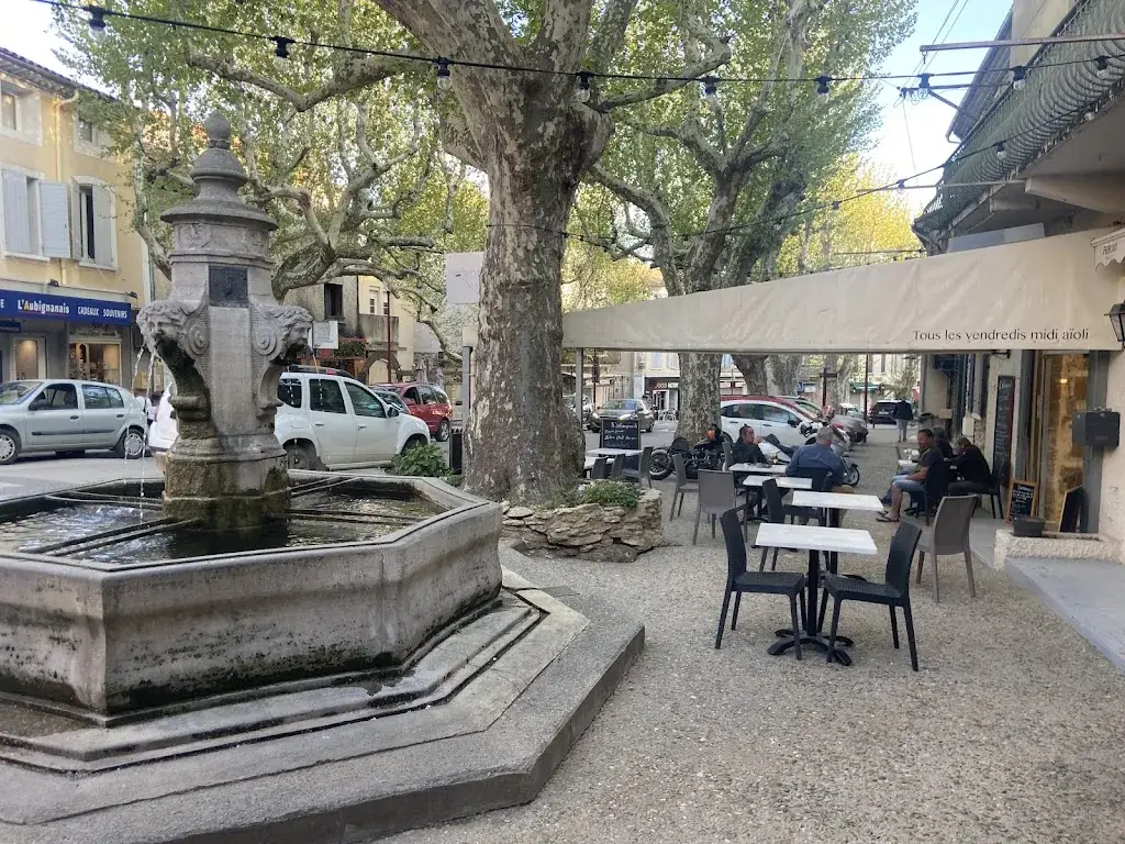 Restaurant l intemporel restaurante en Aubignan