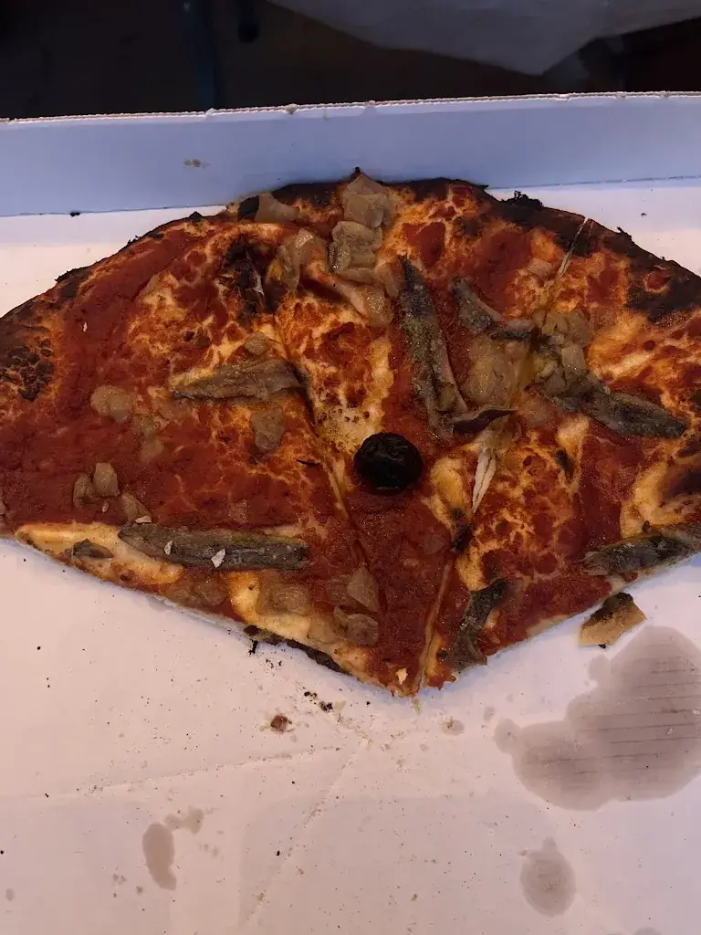 Christelle Gallo_Aubi Pizza_Aubignan_review