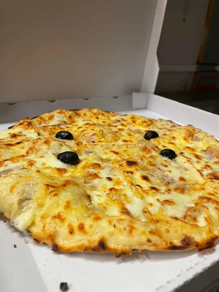 Aubi Pizza_Aubignan_slider_image_2