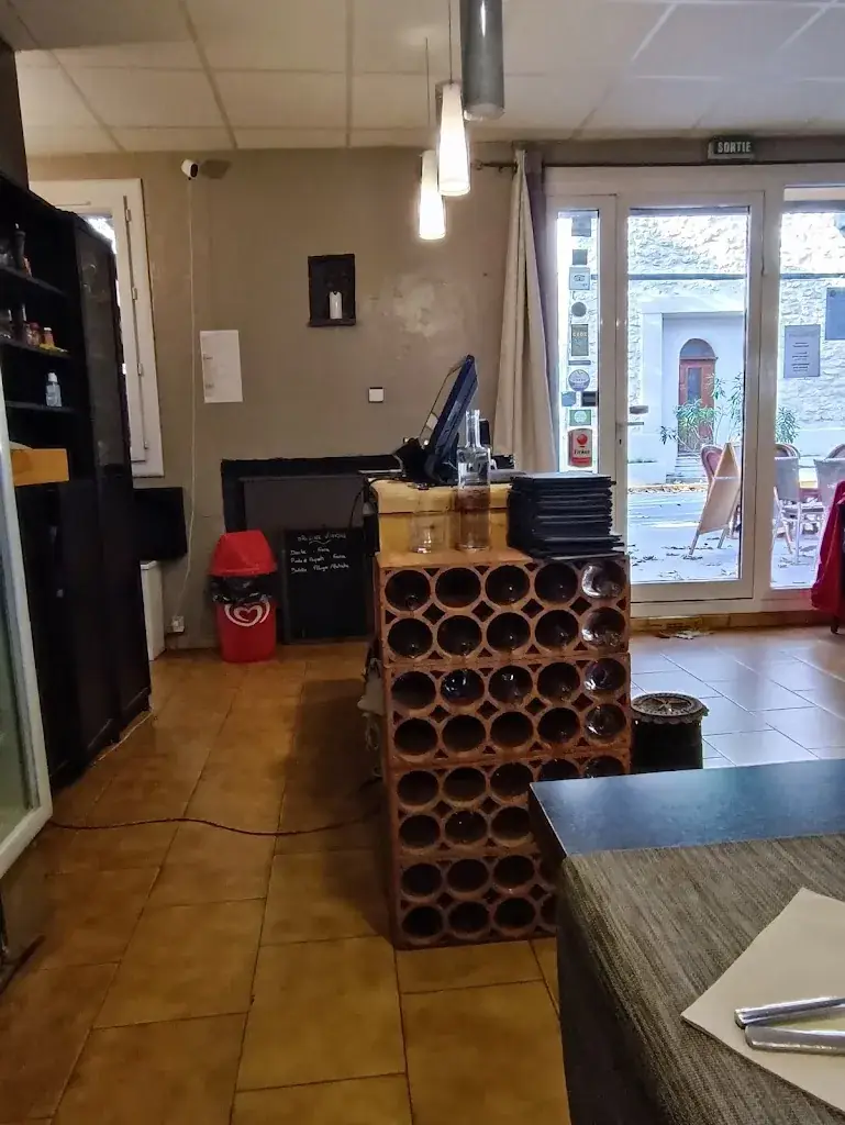 Cafe Du Cours ristorante a Vacqueyras