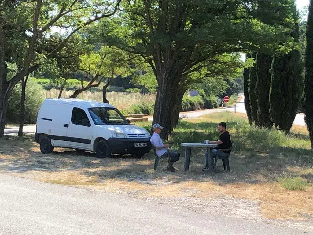 Le Lauchun_Beaumes-de-Venise_slider_image_3