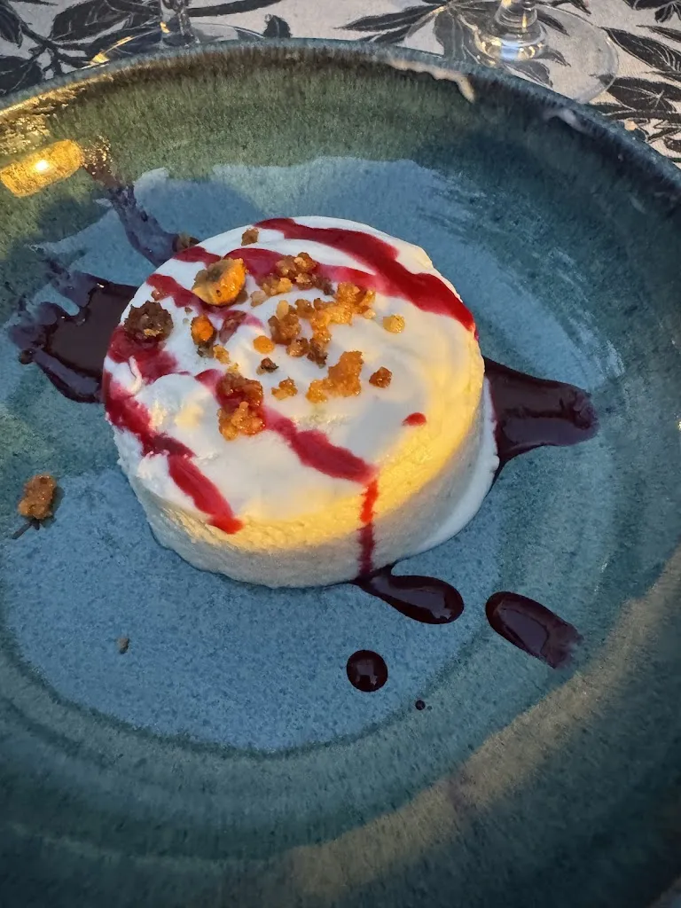 Stefan Thum_Cercle 85_Carpentras_review