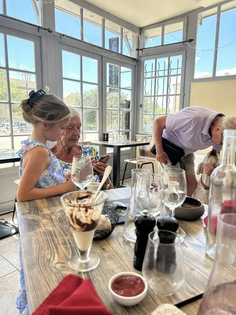 Annies Clarke_Restaurant l'Atelier de Moulin_Aureille_avis