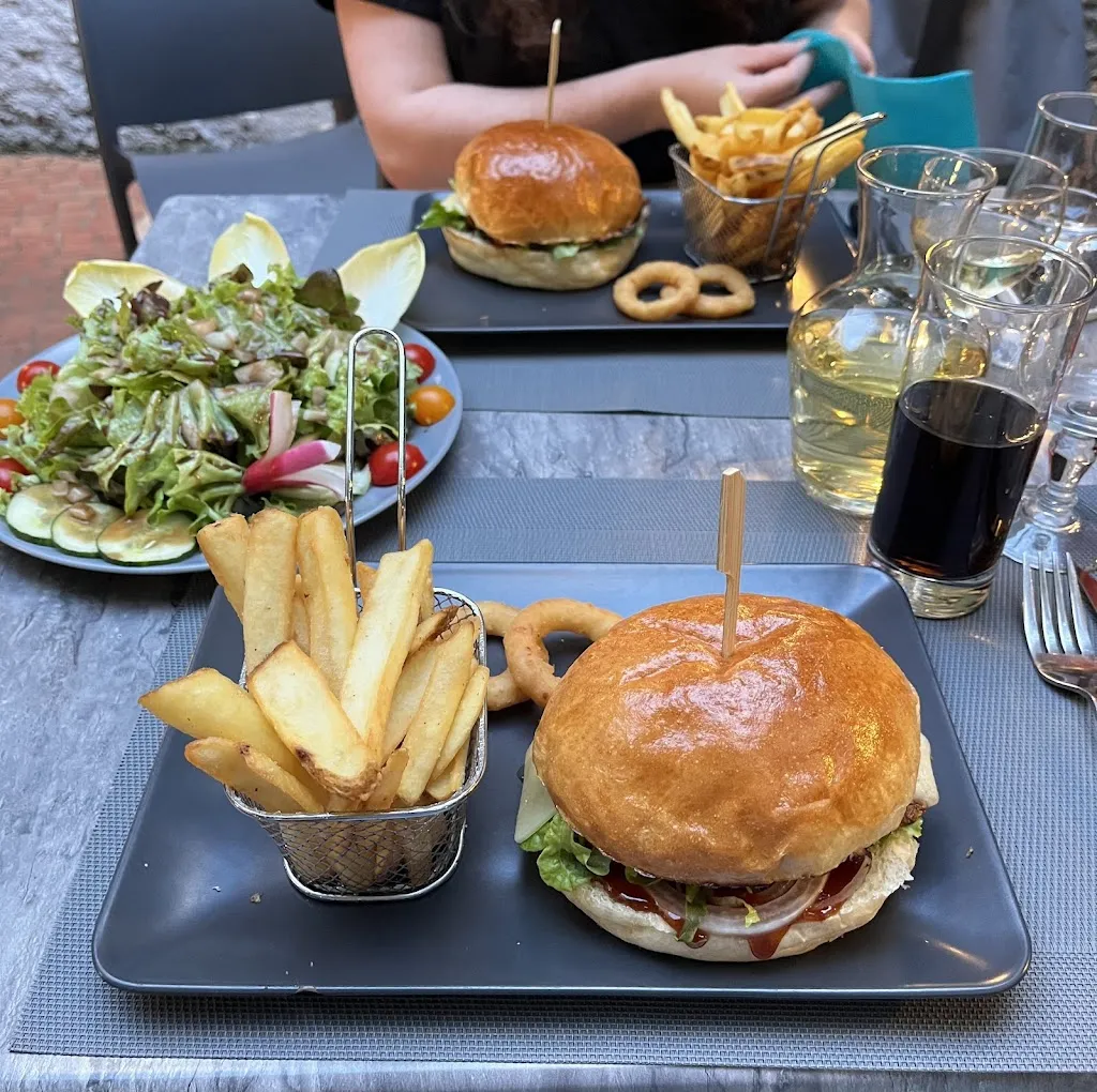 Le Tilleul_Aups_slider_image_2