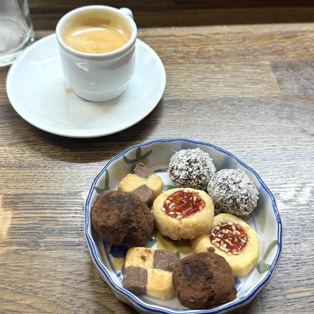 Feu Les Délices du monde_Aups_slider_image_2