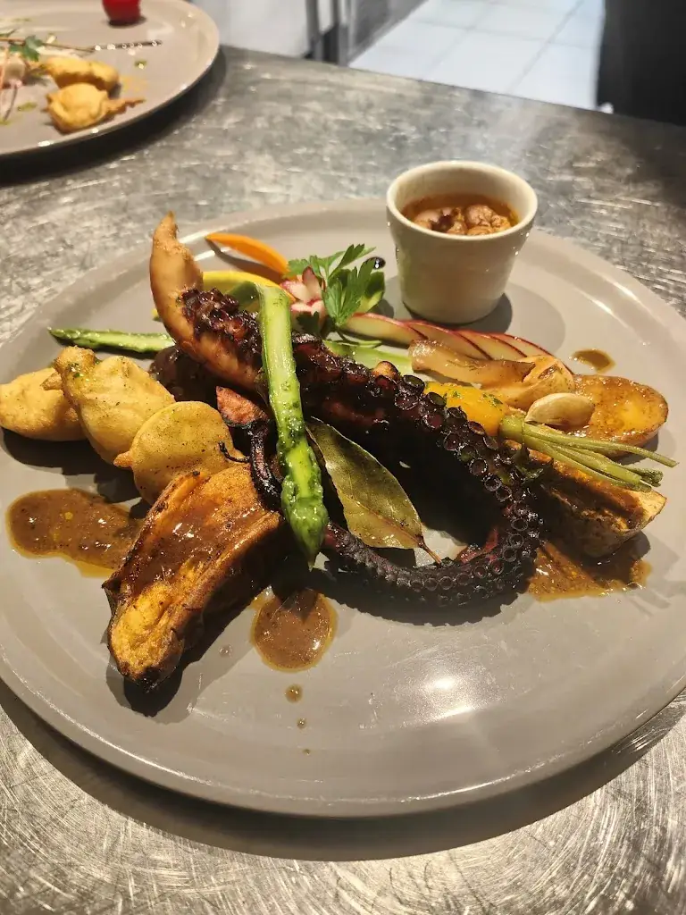 restaurant Le Bout Du Monde_Salernes_slider_image_2