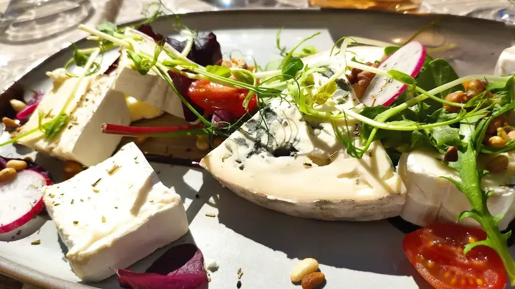 Jyri Egil Larikka_Restaurant La Farigoulette_Tourtour_review