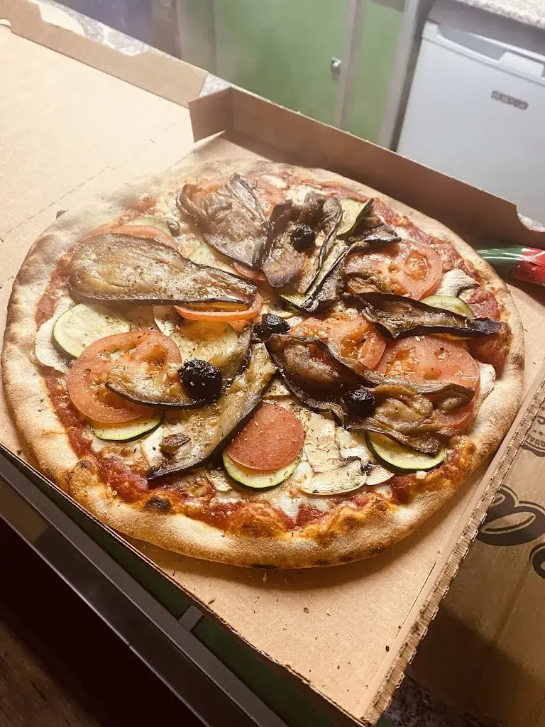 Menu_PIZZA LES UCHANES_Aups_image_9