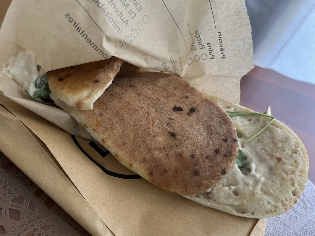 Lunicco - Terrasse du Port (Cantine)_Marseille_slider_image_3