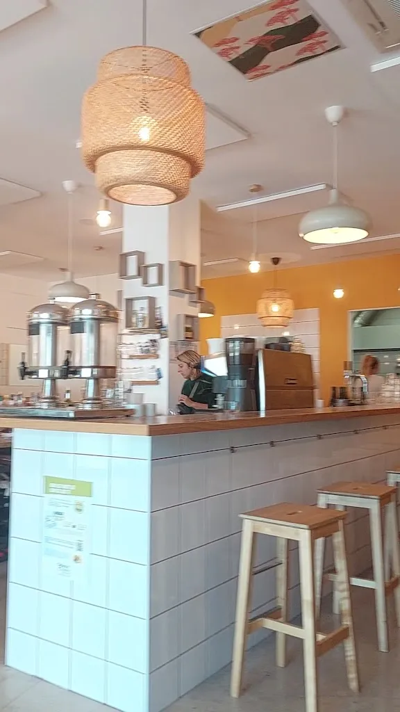 Toïa_Marseille_slider_image_2