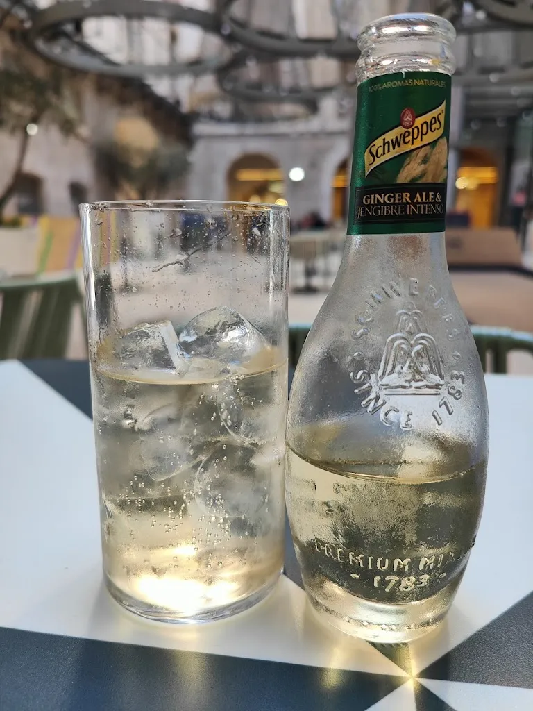 Menu_Maison Yellow - Restaurant & Bar_Marseille_image_9