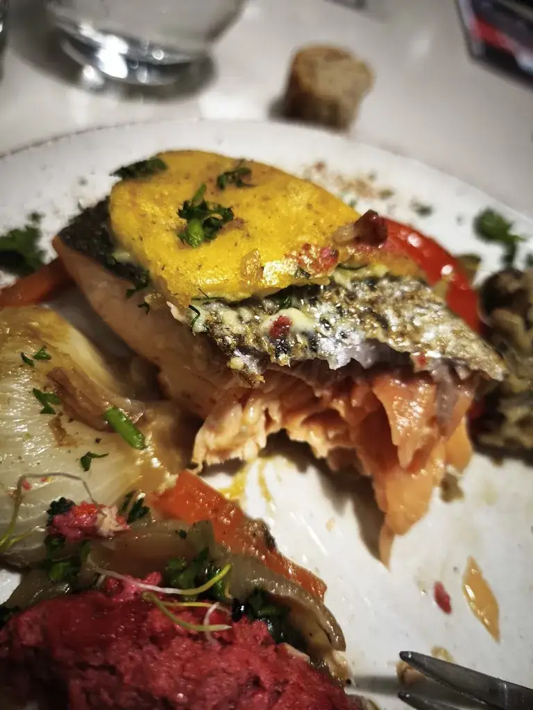 Dutang Claude_Le Bistrot des Saveurs _Arandon-Passins_review