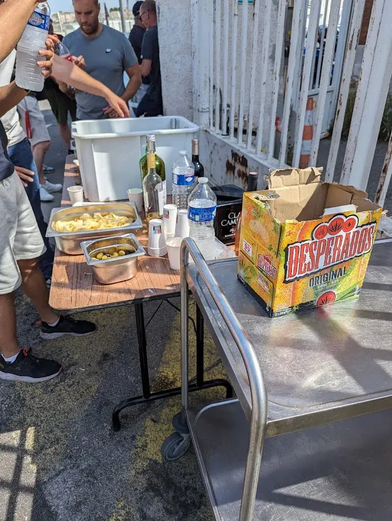 Les barricades du port_Marseille_slider_image_2