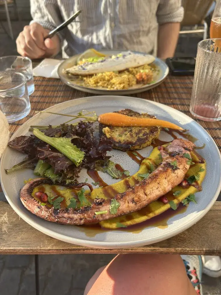 Catherine Wong_Le Refuge_Marseille_Bewertung