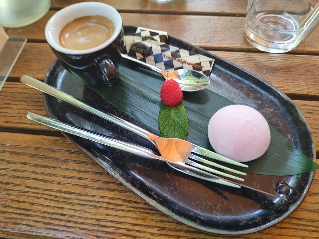 Menu_Yoj les Terrasses du Port_Marseille_immagine_7