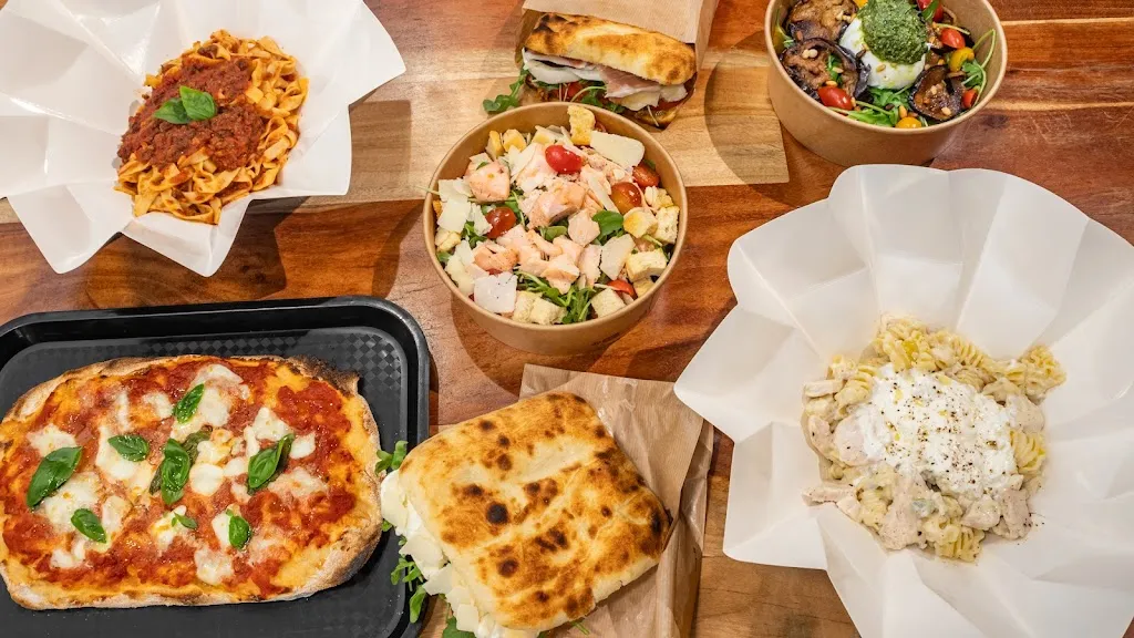 KOOK_Marseille_slider_image_3