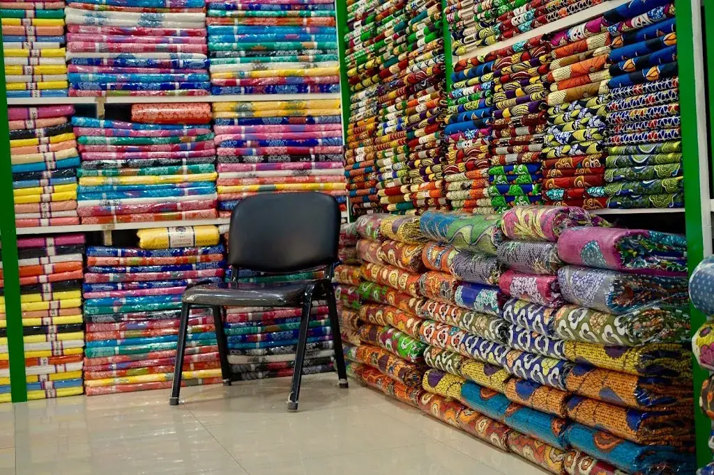 Boutique Serigne Babacar Sy_Marseille_slider_image_2