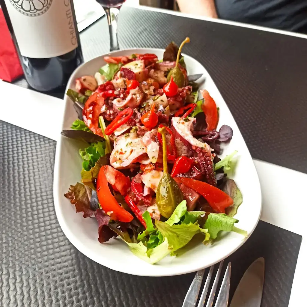 Ristaurante Little Italie_Marseille_slider_image_2