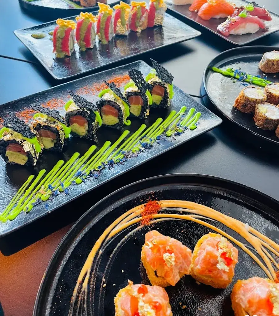 Gold Sushi_Marseille_slider_image_3