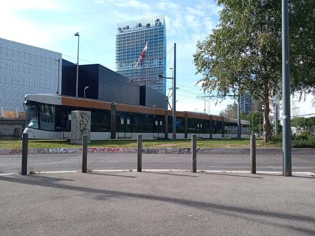 Charlie's Kitchen_Marseille_slider_image_1