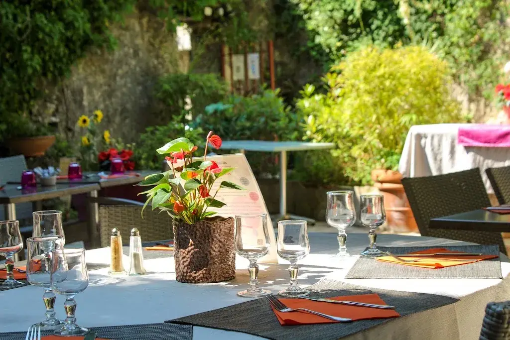 LE MOULIN DU SAULT_Auribeau-sur-Siagne_slider_image_1