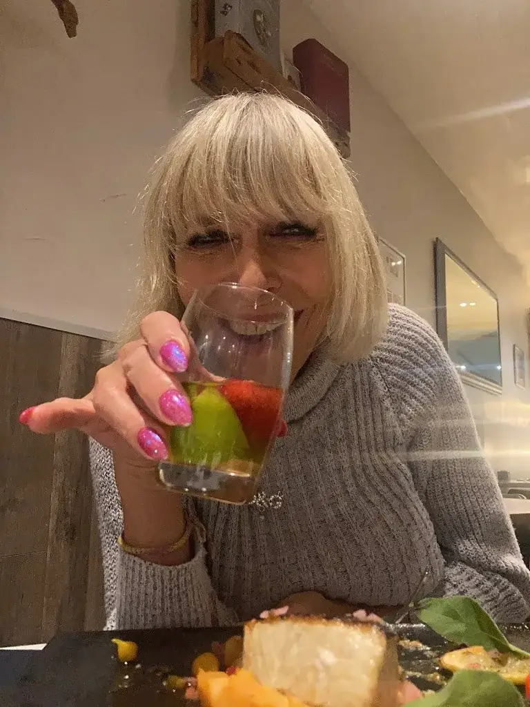 Emma Alex_L'éveil des sens_Pégomas_review