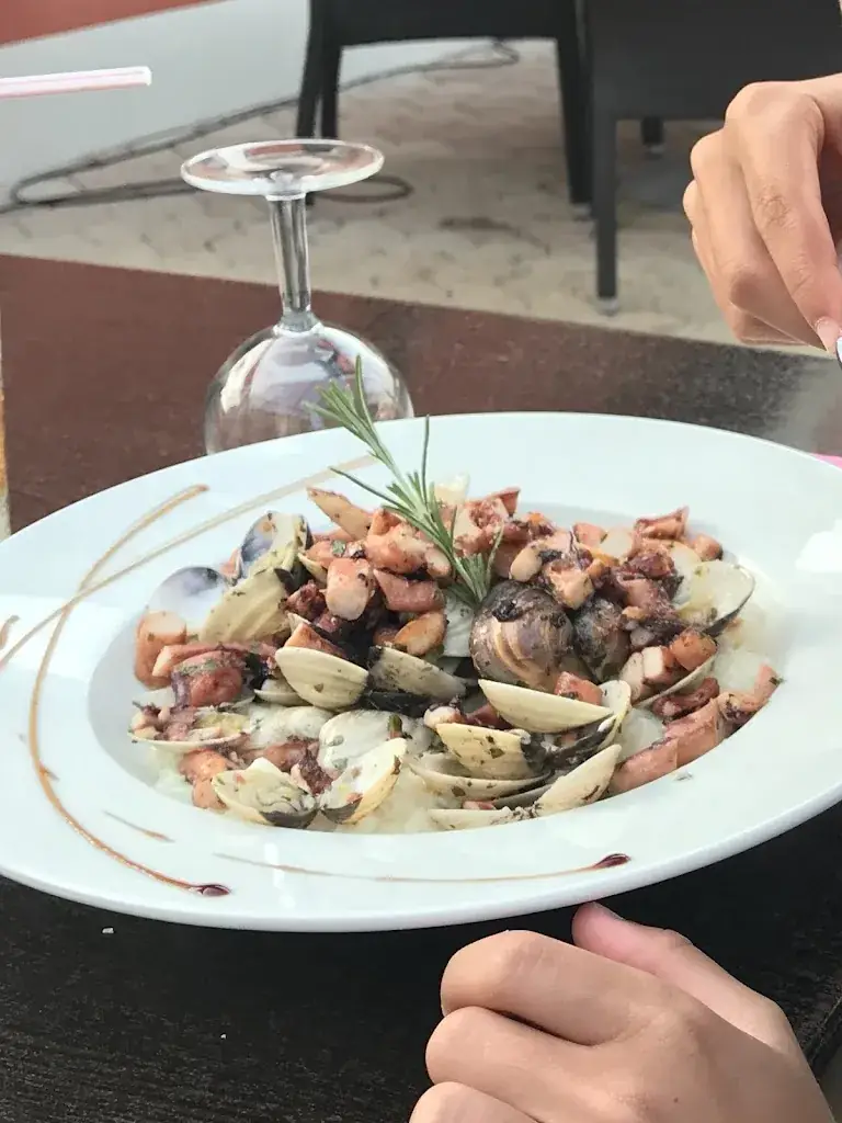 Paulina Jakubowska_Le Bistrot Provencal_Pégomas_review