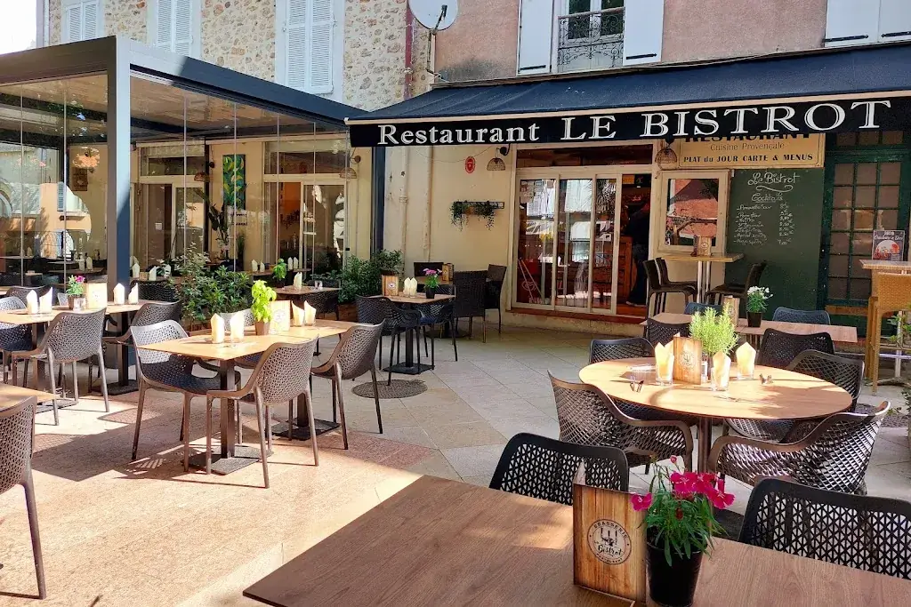 Le Bistrot_Bagnols-en-Forêt_slider_image_1