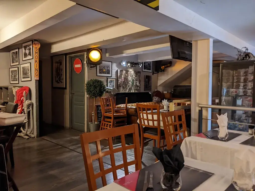 En Face_Bagnols-en-Forêt_slider_image_3