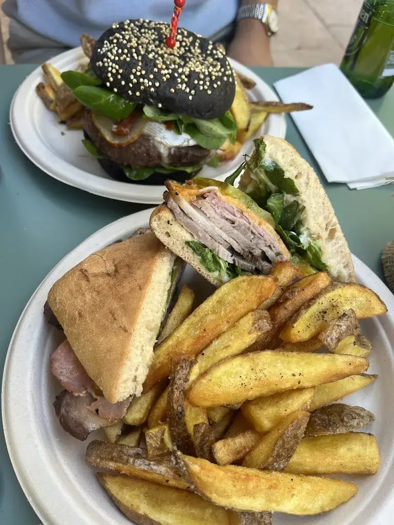 Ross McLaughlin_Cook Street Food_Bagnols-en-Forêt_recensione