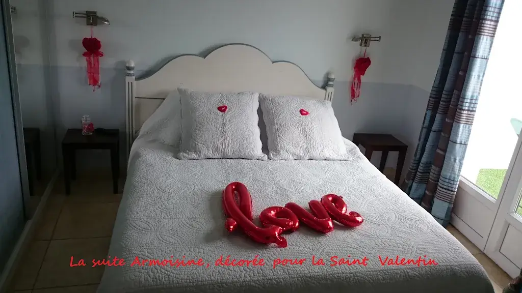 Au Relais Provençal restaurant in Bagnols-en-Forêt