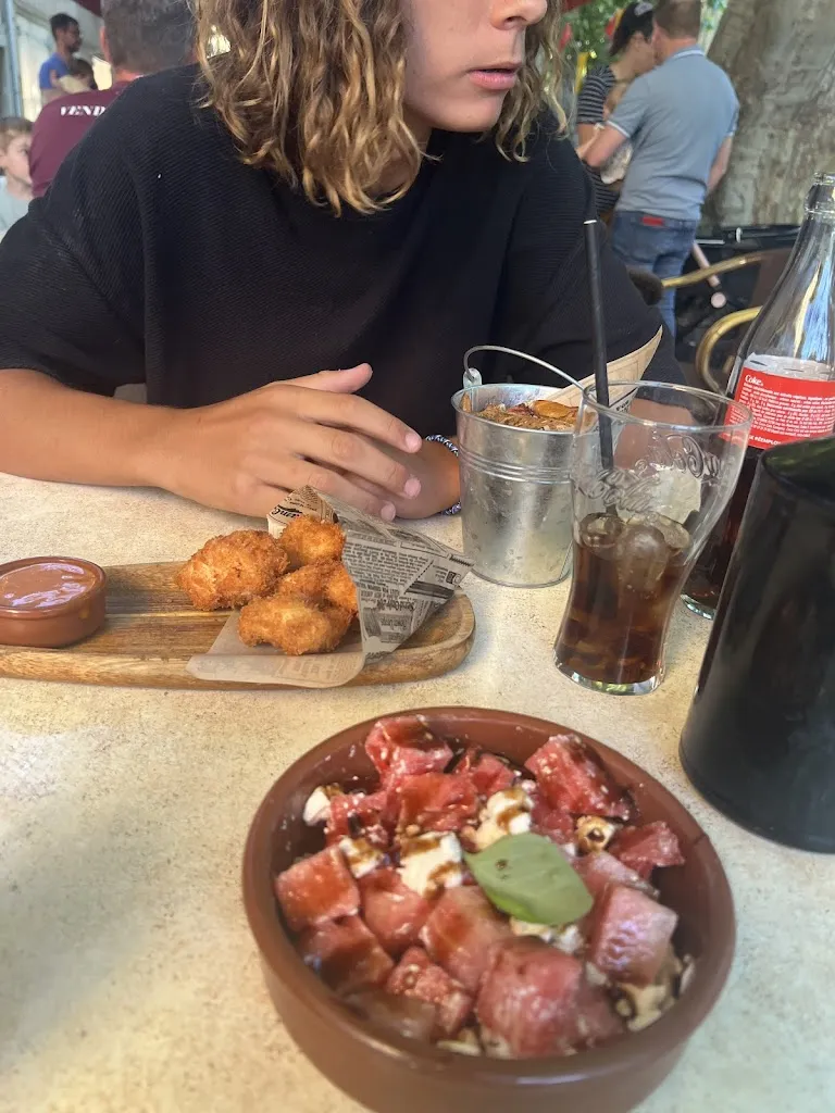 Fanny “Kekepania” Ruksyio_Café Pop_Auriol_review