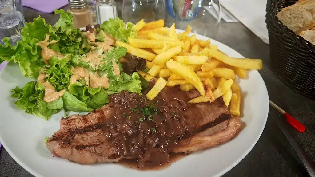 SNACK DU PAS DE TRETS_Destrousse_slider_image_2