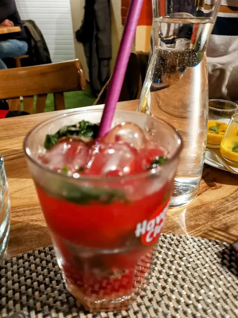 Lola GI_La Croisée des Gourmets Restaurant_Soleymieu_review