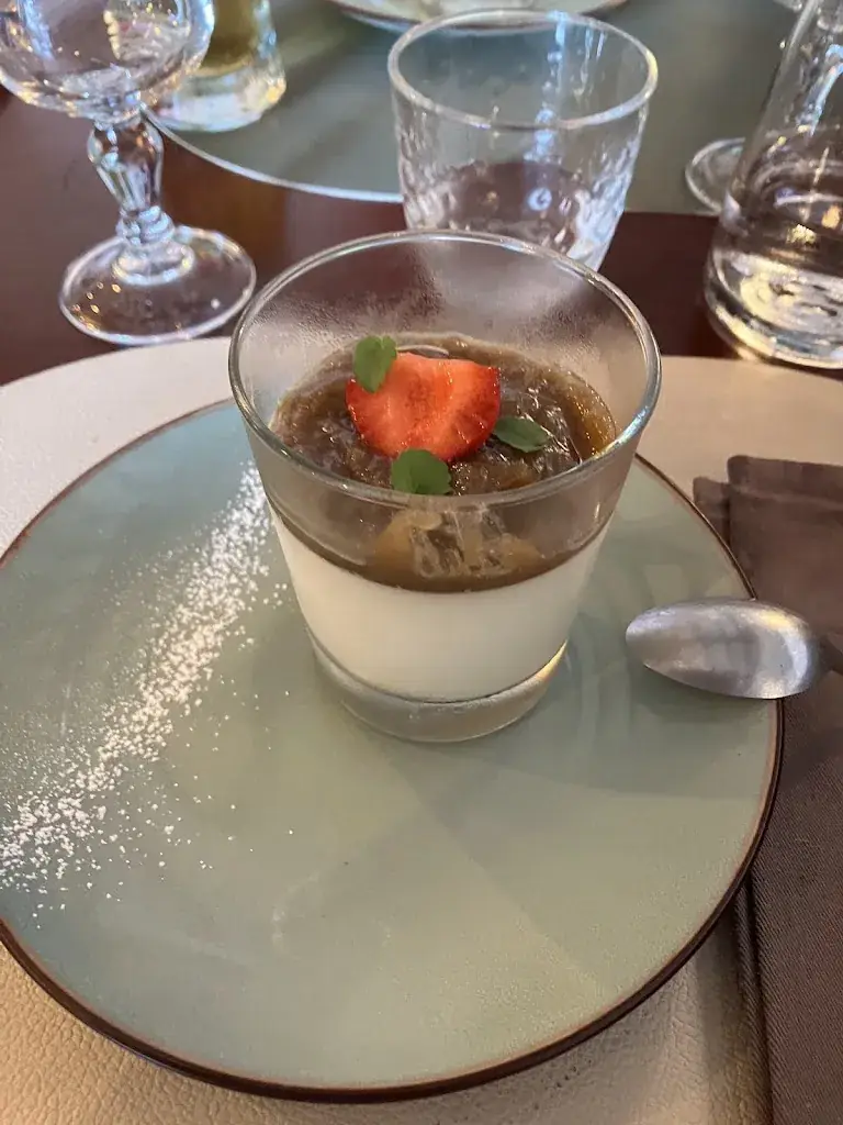 La Croisée des Gourmets Restaurant_Soleymieu_slider_image_2