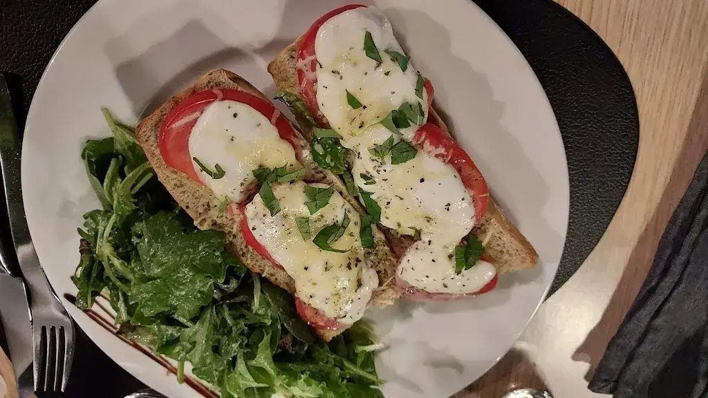 Menu_Restaurant L'Inattendu by L'Occitan_Destrousse_image_4