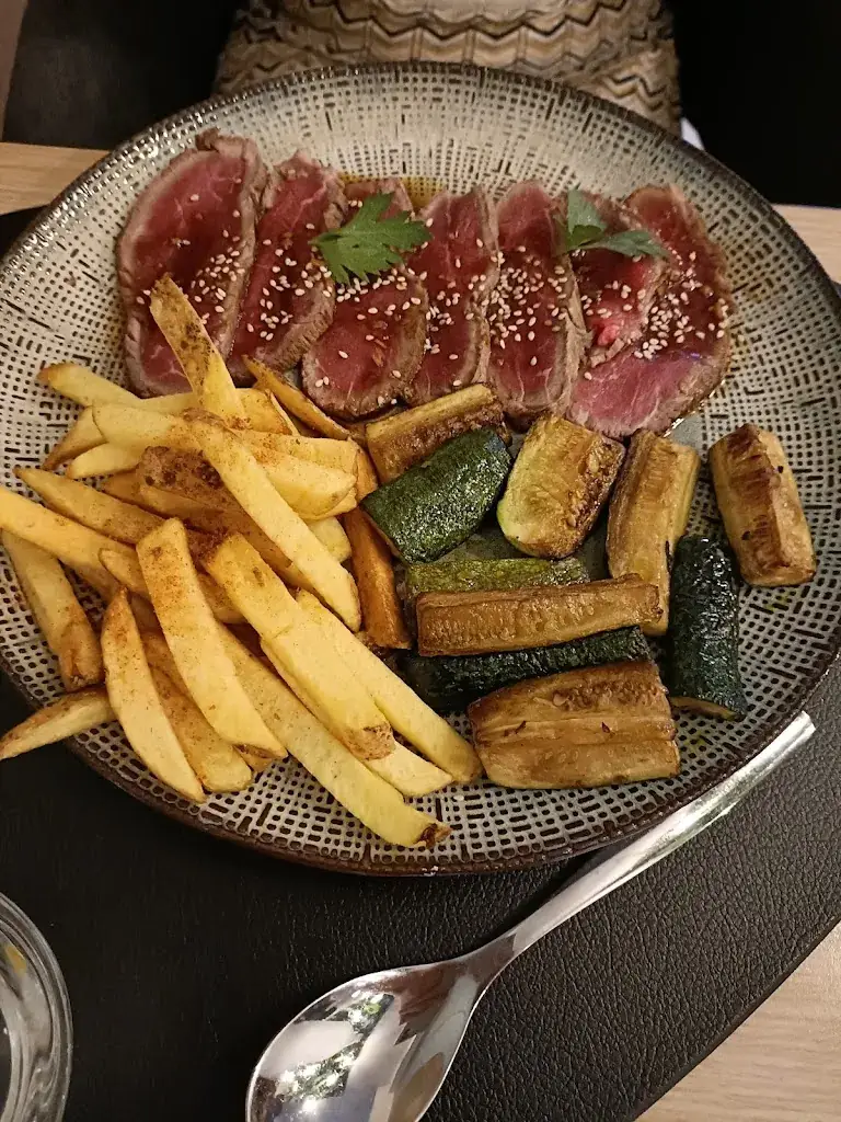 Menu_Restaurant L'Inattendu by L'Occitan_Destrousse_image_5