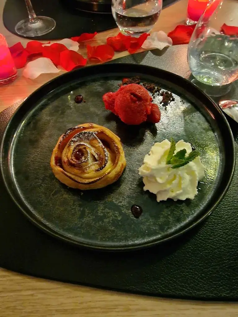 Menu_Restaurant L'Inattendu by L'Occitan_Destrousse_image_8