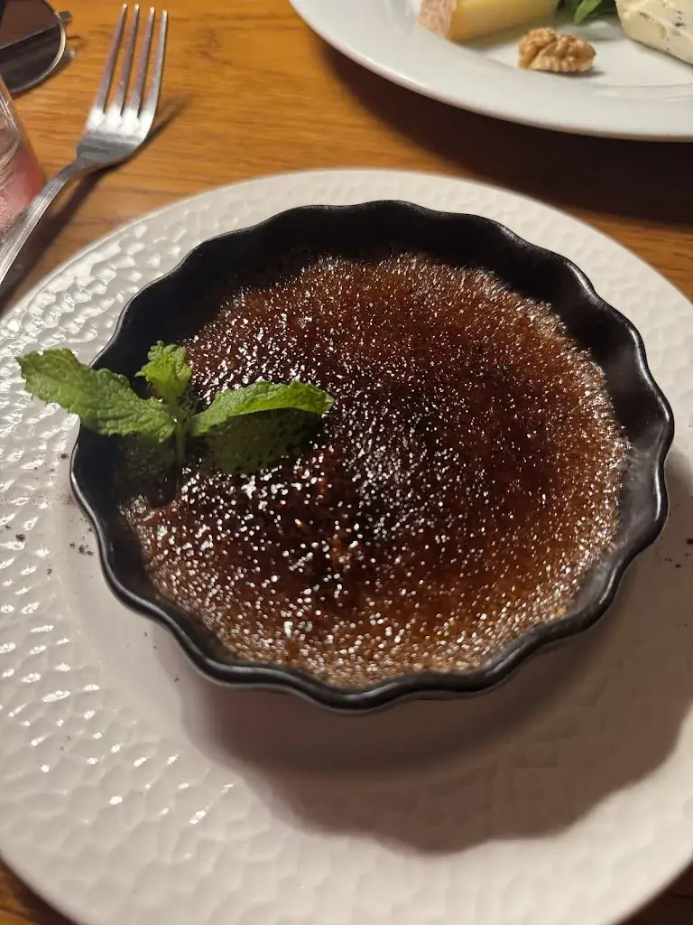 Aliya Travel_Restaurant Fou de Fafa_Avignon_review