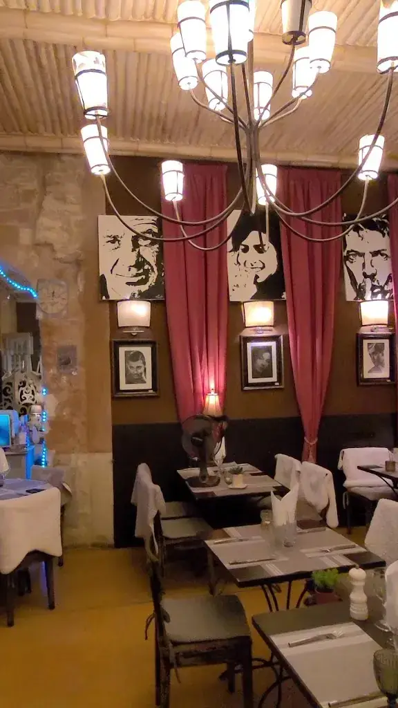 Restaurant La Cour du Louvre_Avignon_slider_image_2