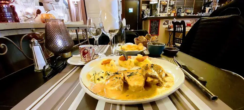 Restaurant La Cour du Louvre_Avignon_slider_image_3