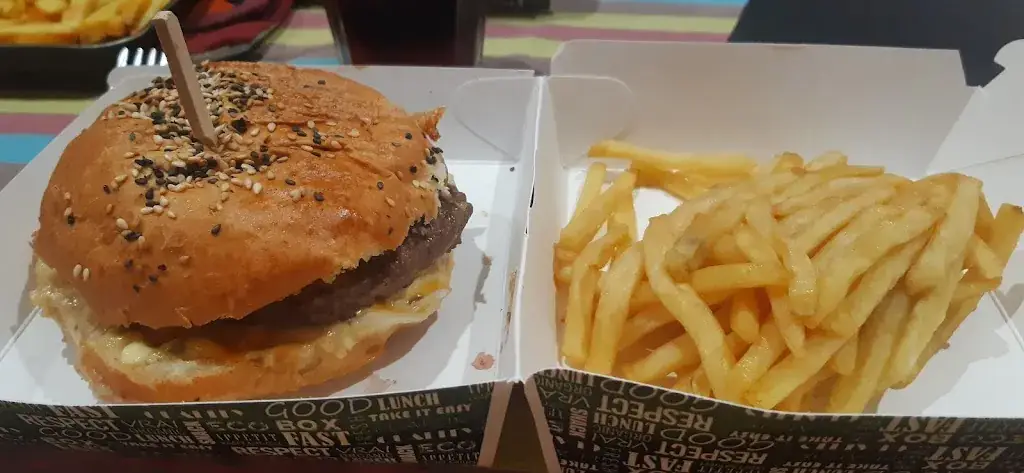 Menu_Le Pacifique_Saint-Victor-de-Morestel_image_2