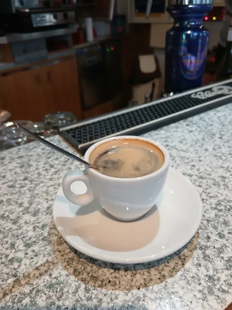 Goud Alain_Le Pacifique_Saint-Victor-de-Morestel_review