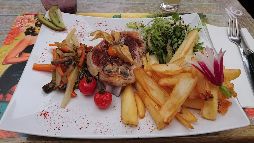 Tanja_La Taverne_Bargemon_review